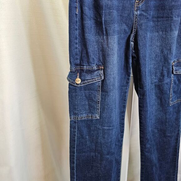 BLEU Medium Wash Cargo Jeans Size 6 - Picture 4 of 7